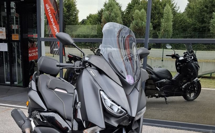 YAMAHA XMAX 125 0
