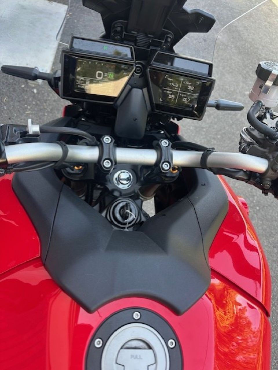 YAMAHA TRACER 9 GT 3