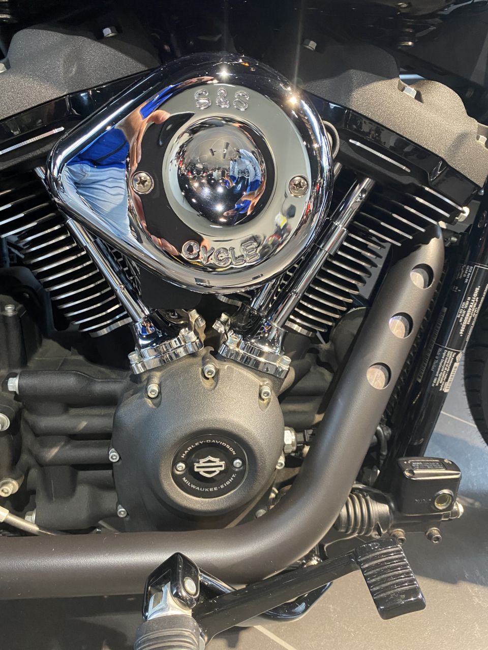 HARLEY-DAVIDSON SOFTAIL STREET BOB 1868 2