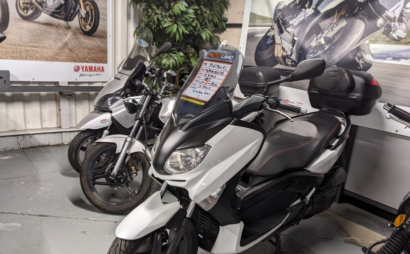 YAMAHA XMAX 125 0