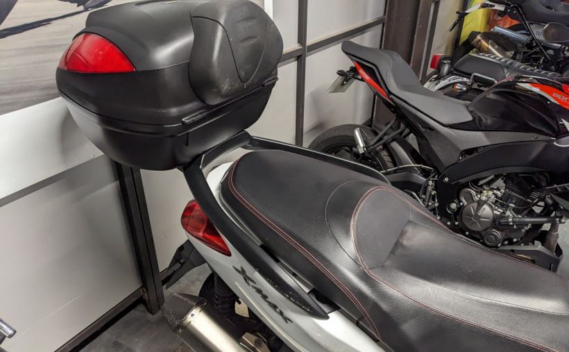 YAMAHA XMAX 125 5