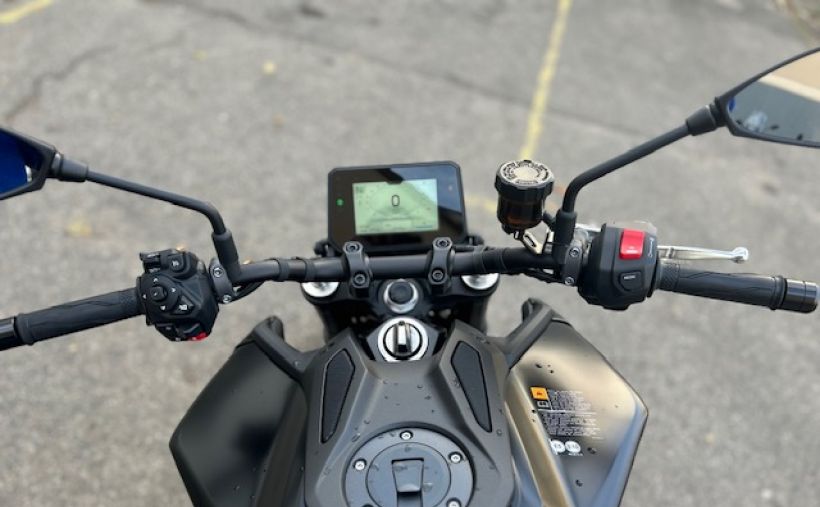 YAMAHA MT-09 1