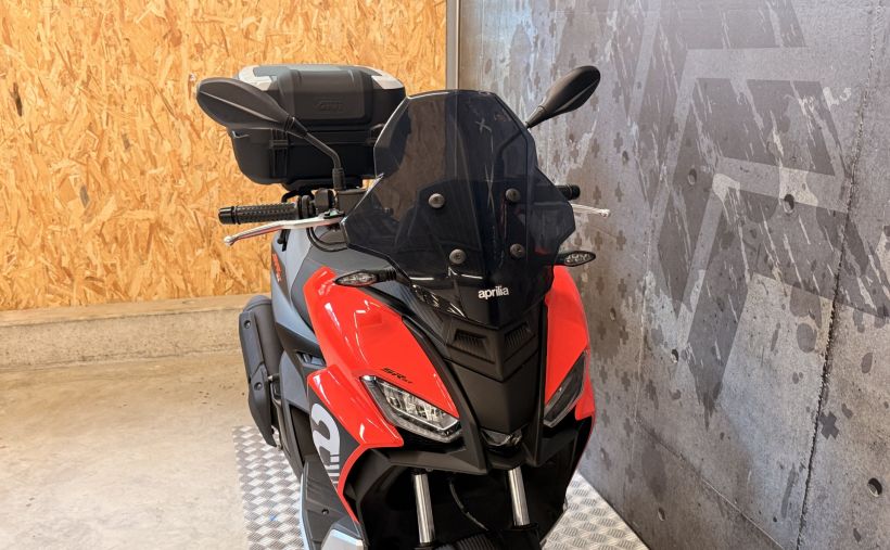 APRILIA SR 125 GT 9