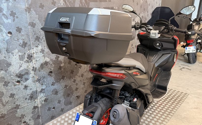 APRILIA SR 125 GT 18