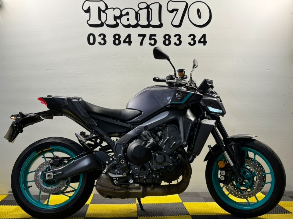 YAMAHA MT-09 0