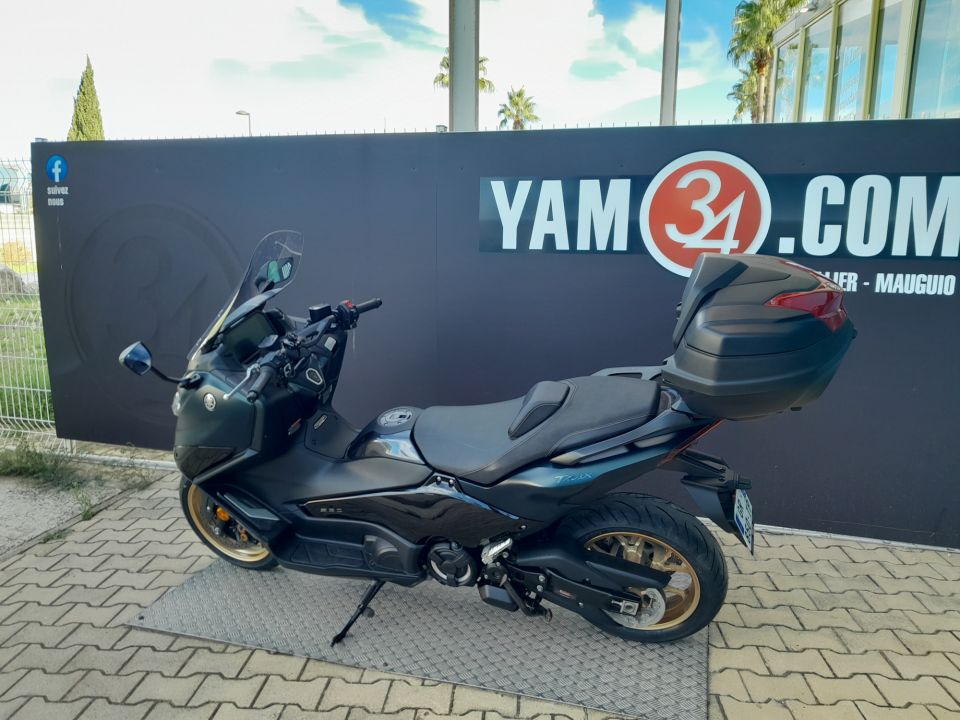 YAMAHA XP T-MAX 560 TECH MAX 2