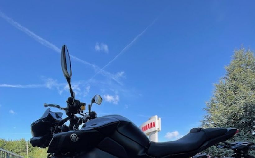 YAMAHA MT-10 1