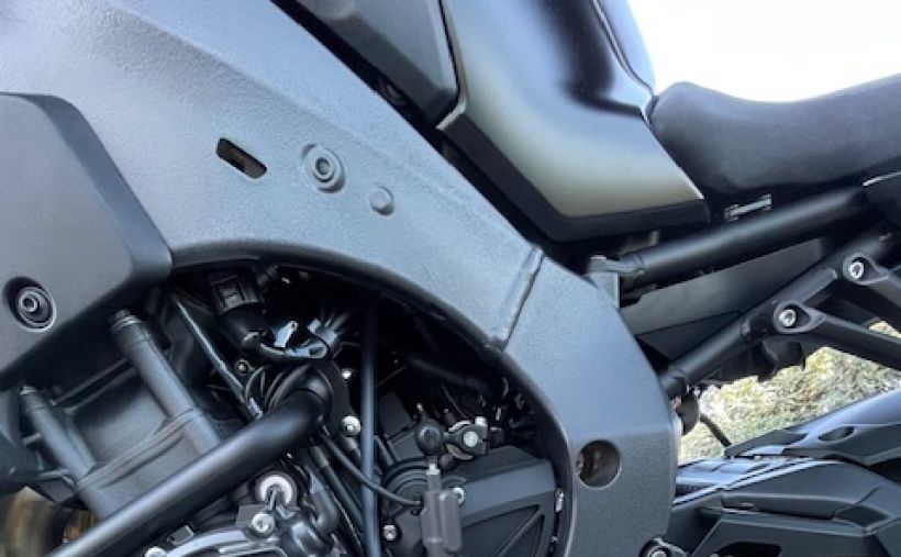 YAMAHA MT-10 3