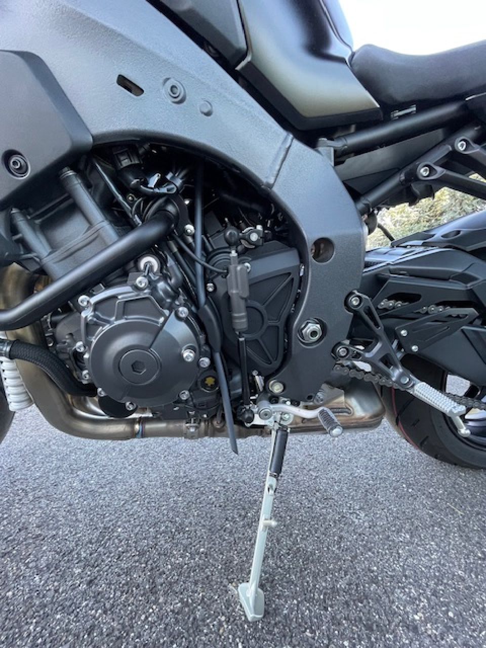 YAMAHA MT-10 3