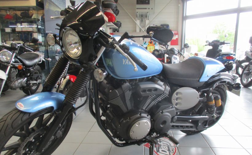 YAMAHA XV 950 RACER 1
