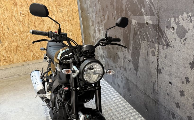 YAMAHA XSR 125 Legacy 9