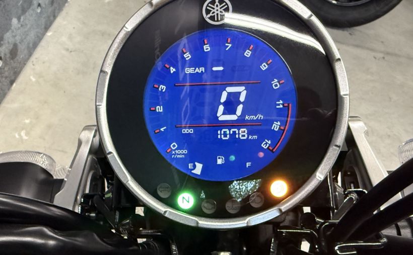 YAMAHA XSR 125 Legacy 27