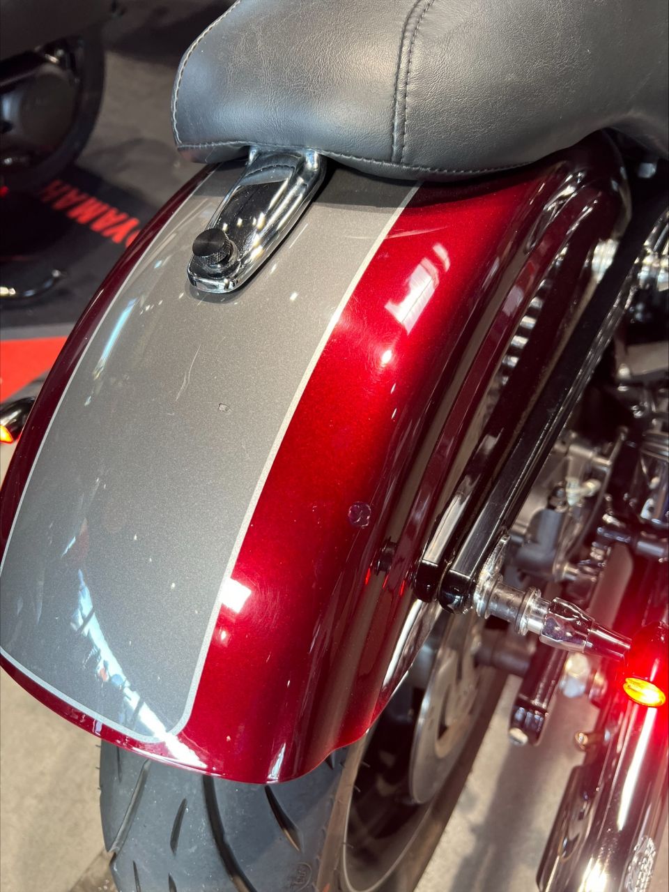 HARLEY-DAVIDSON DYNA STREET BOB 1690 9