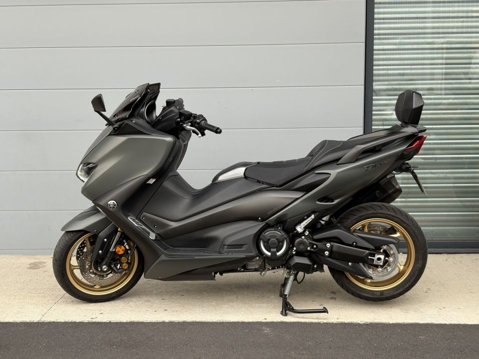 YAMAHA XP T-MAX 560 TECH MAX 3