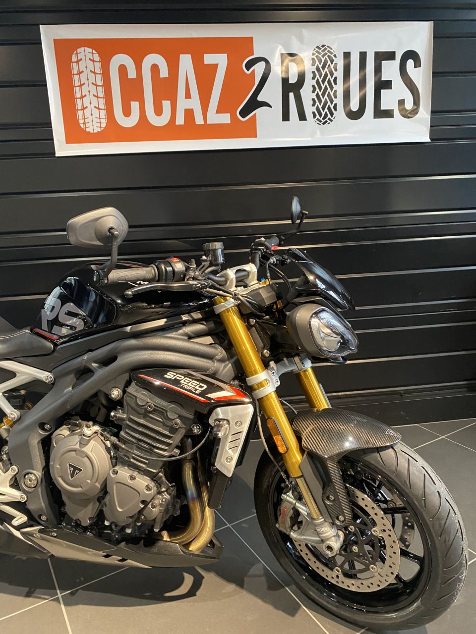 TRIUMPH SPEED TRIPLE 1200 RS 1