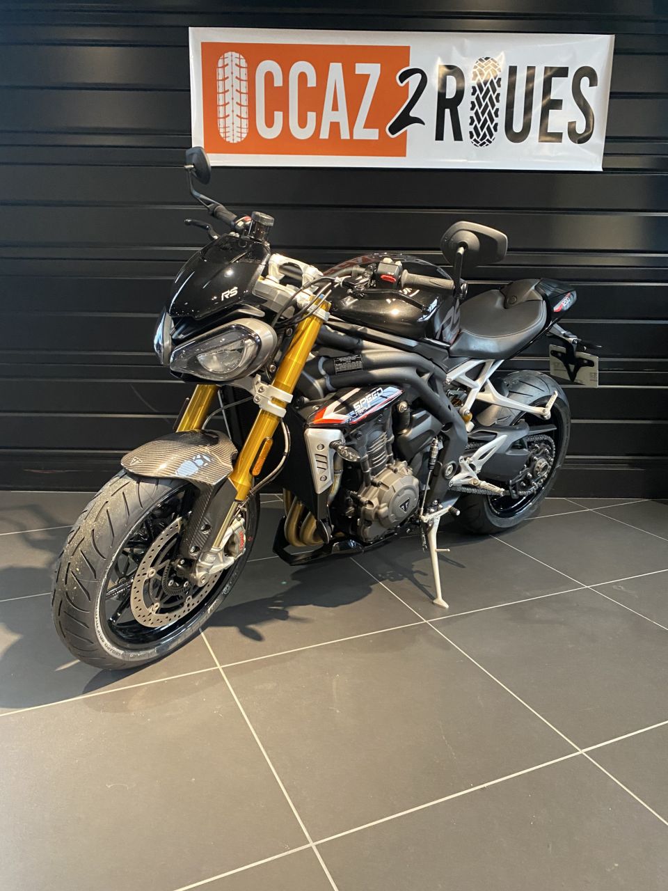 TRIUMPH SPEED TRIPLE 1200 RS 3
