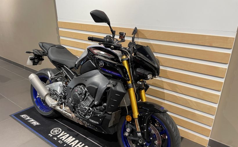 YAMAHA MT-10 SP 1