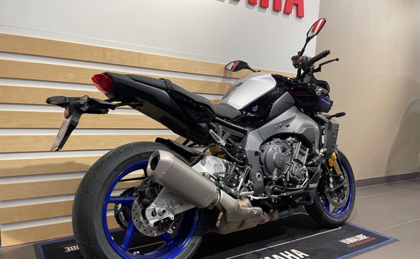 YAMAHA MT-10 SP 2