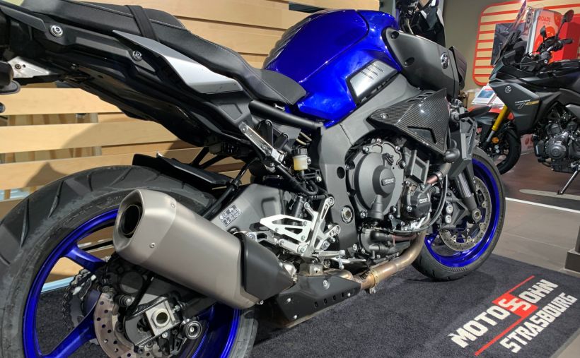 YAMAHA MT-10 1