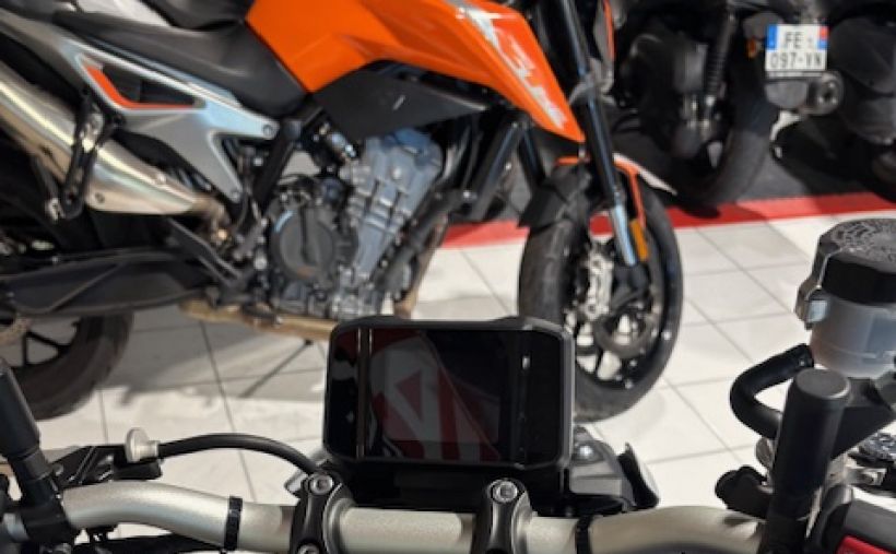 YAMAHA MT-09 2