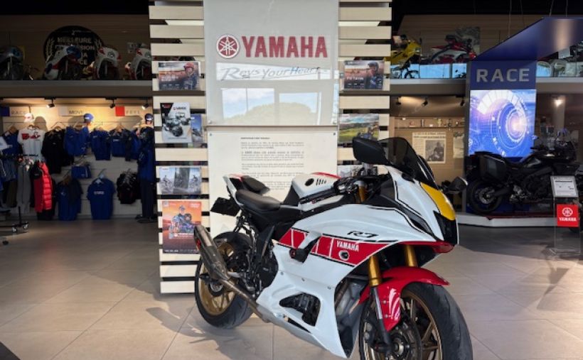 YAMAHA YZF-R7 WORLD GP 60TH ANNIVERSARY 55KW FULL OPTIONS (+de 6000€) GTIE 12 MOIS 1