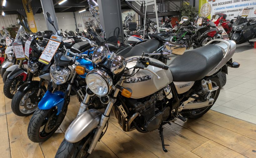 SUZUKI INAZUMA 750 0