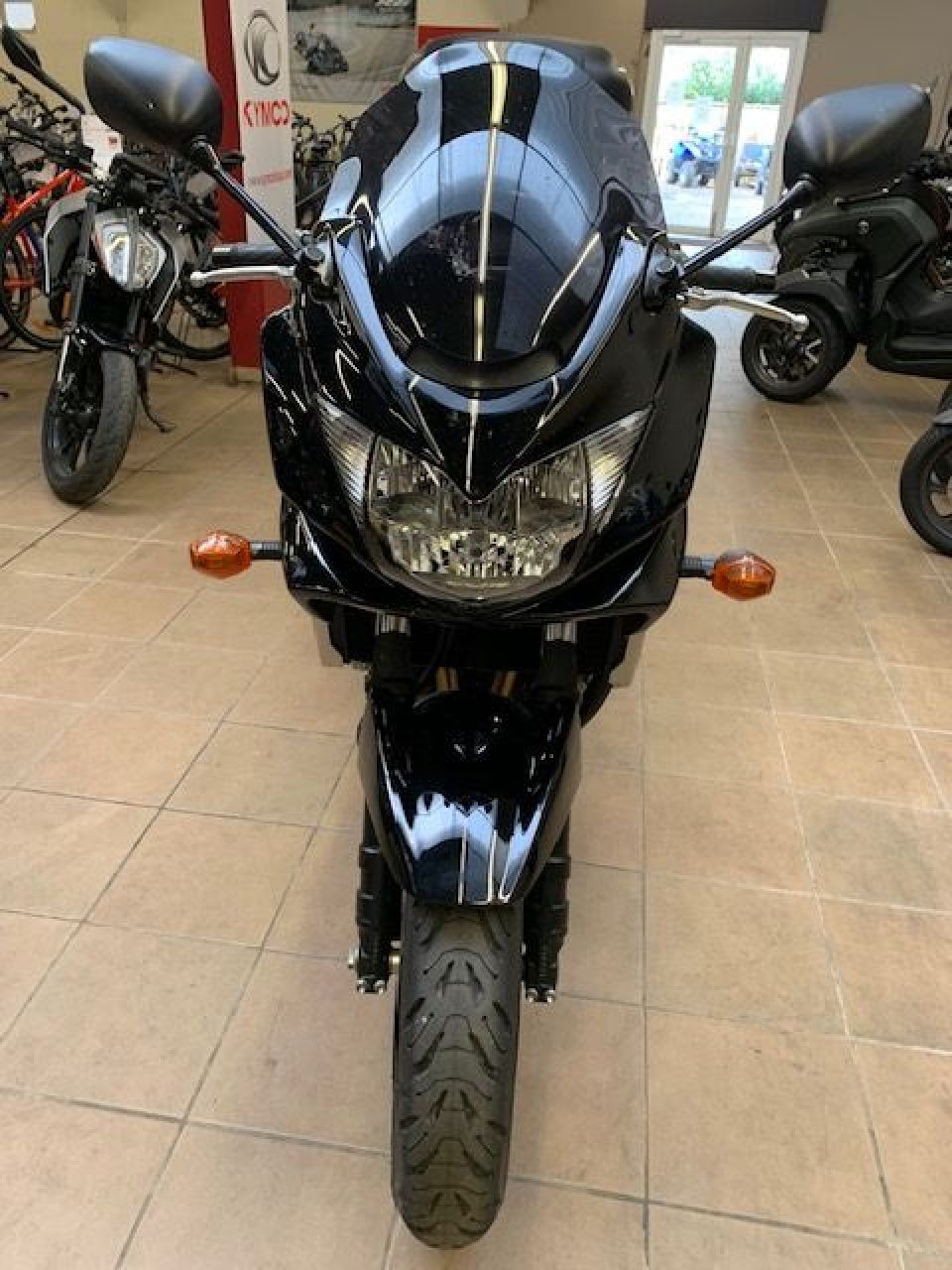 SUZUKI GSF 1250 S BANDIT 4