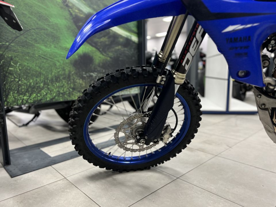 YAMAHA YZ450F 9