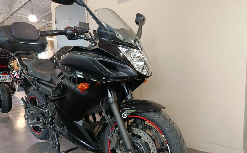 YAMAHA XJ6-F DIVERSION 1