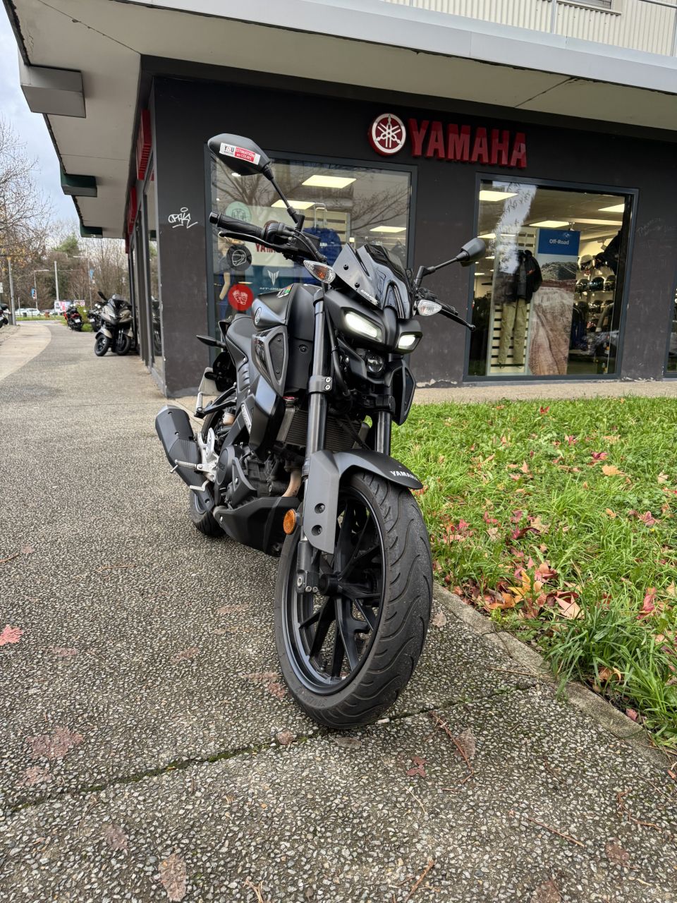 YAMAHA MT-125 ABS 0