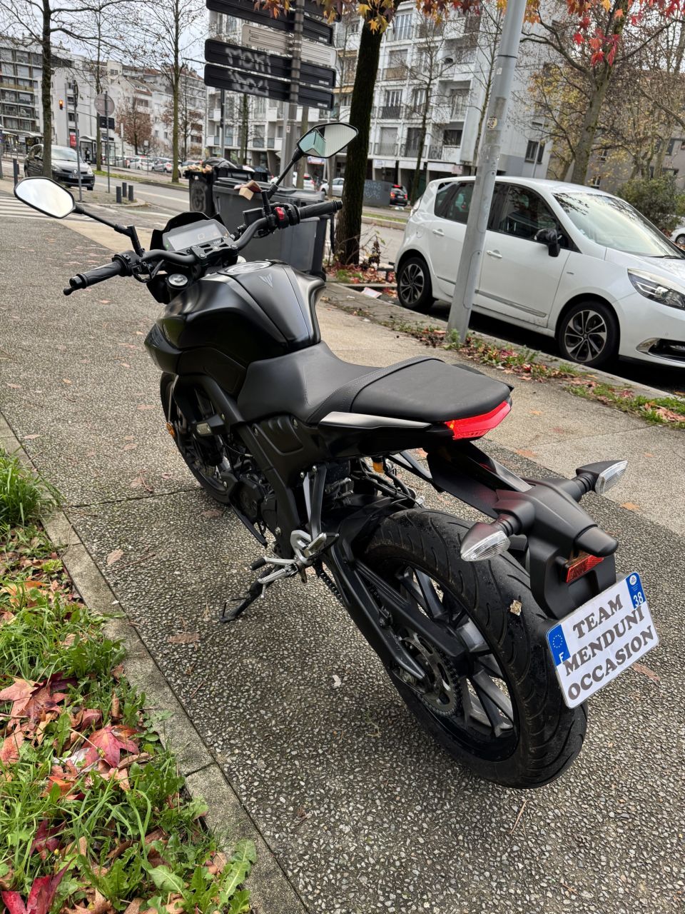 YAMAHA MT-125 ABS 3