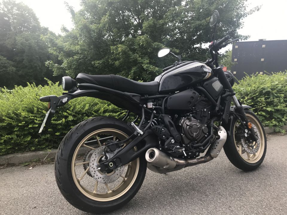 YAMAHA XSR 700 4