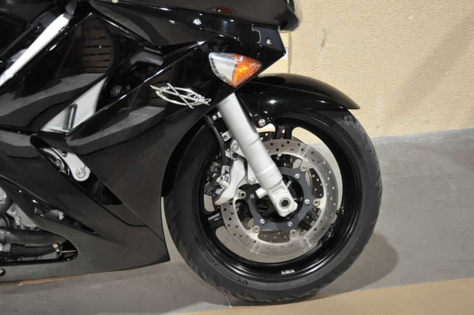 YAMAHA FJR 1300 AS 1