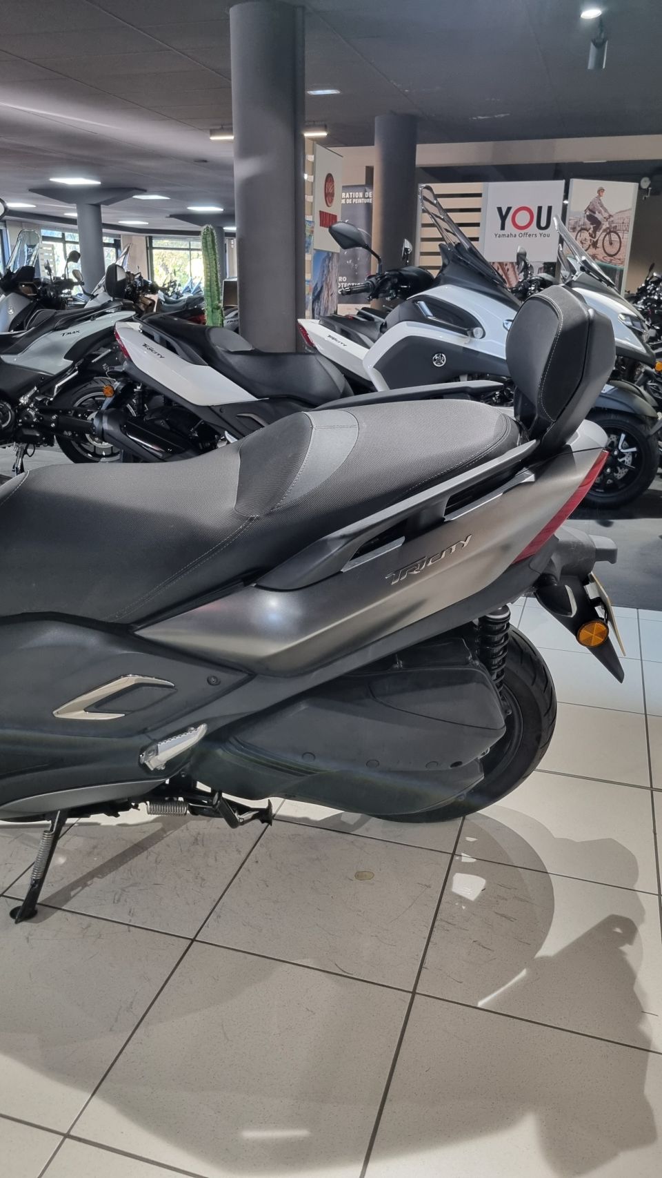 YAMAHA TRICITY 300 5