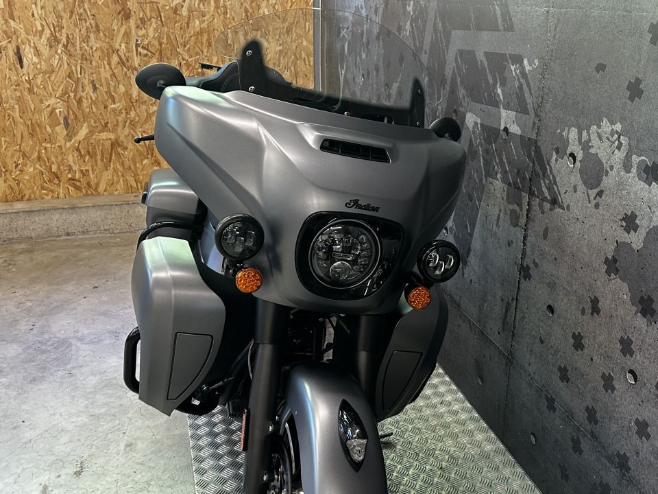 INDIAN ROADMASTER 1800 9