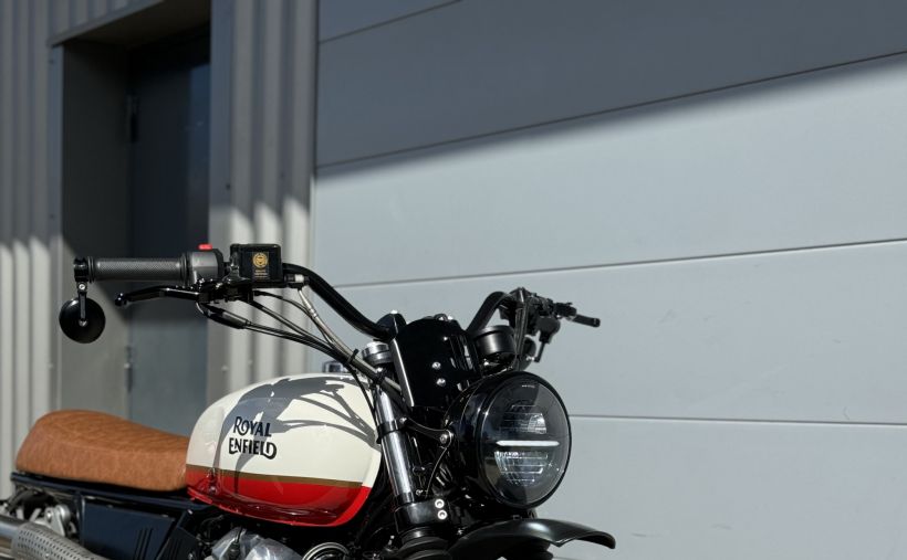 ROYAL ENFIELD Interceptor 650 0