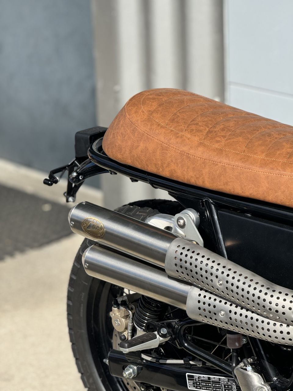 ROYAL ENFIELD Interceptor 650 3