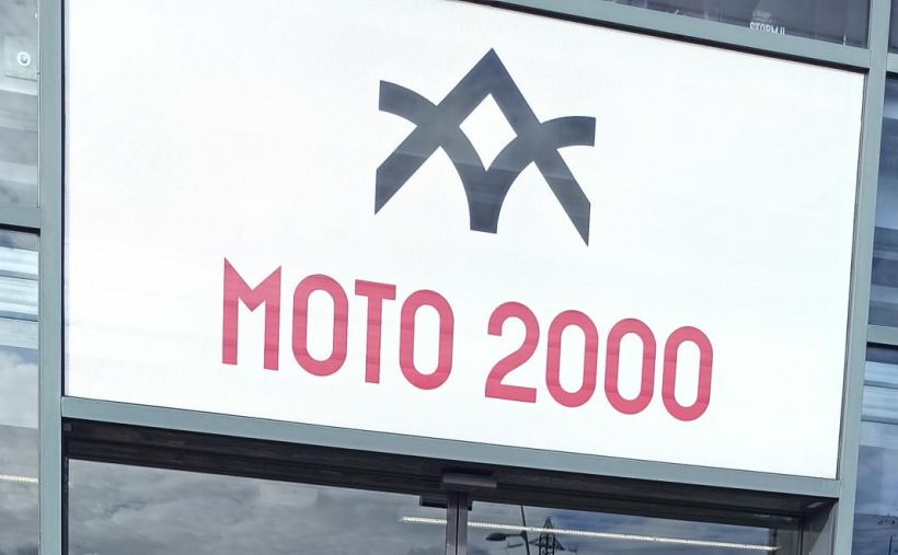 YAMAHA YZF 1000 R1 25