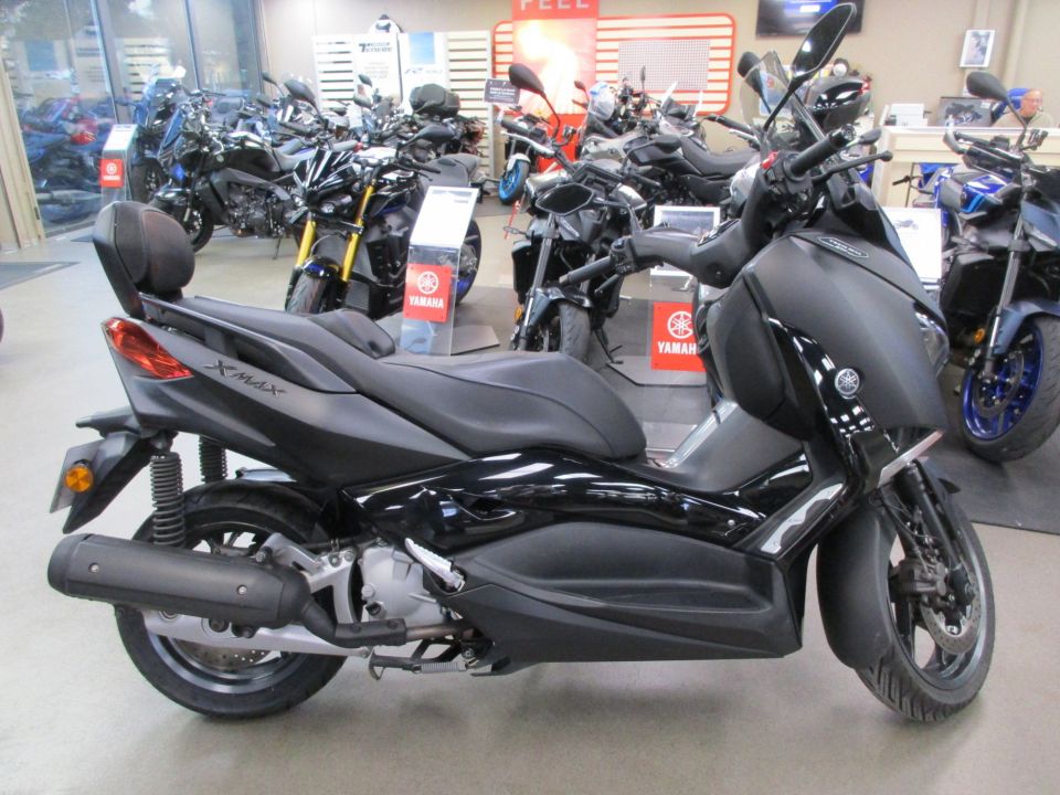 YAMAHA XMAX 125 TECH MAX 0