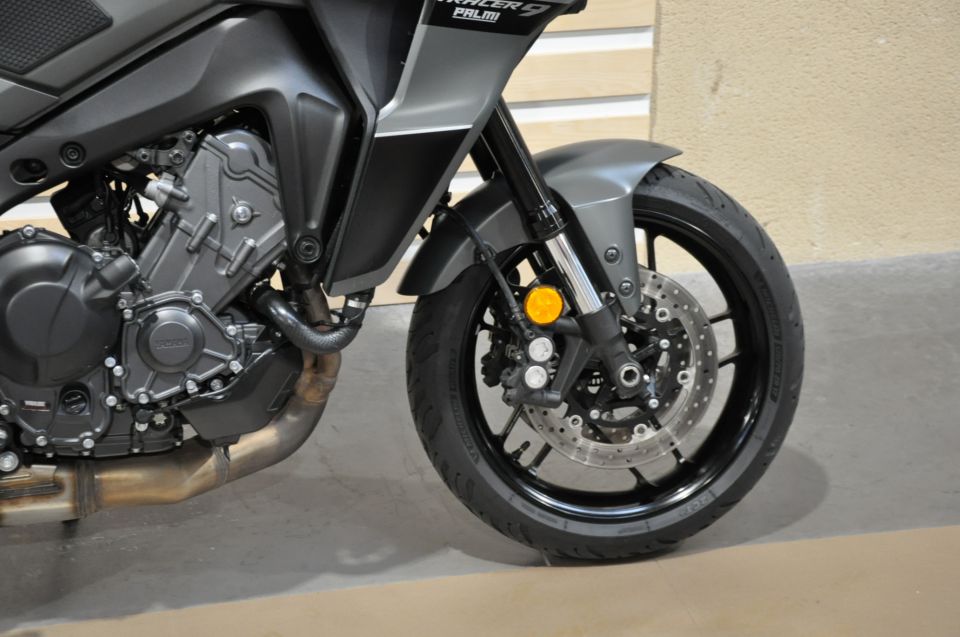 YAMAHA TRACER 9 2