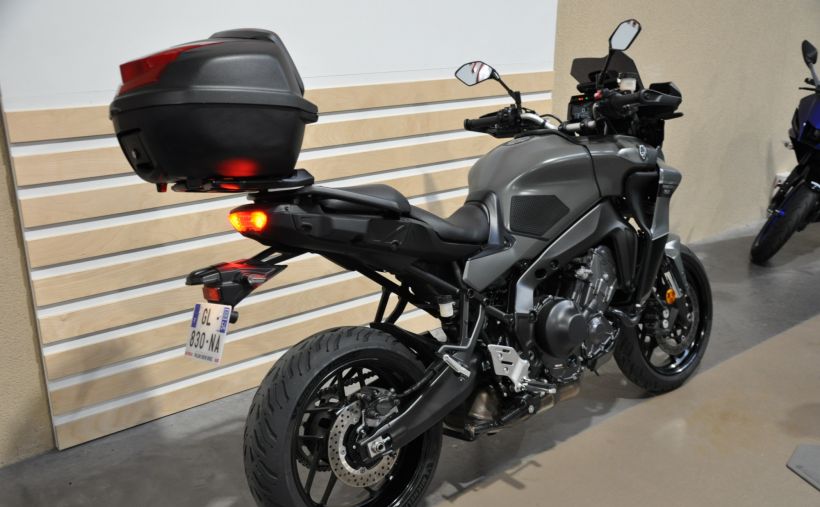 YAMAHA TRACER 9 4