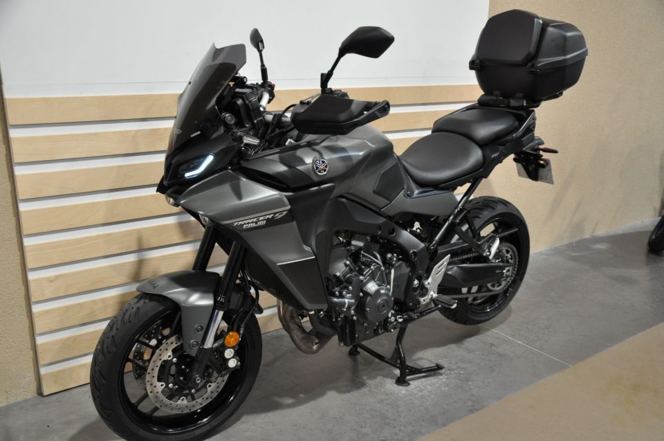 YAMAHA TRACER 9 12