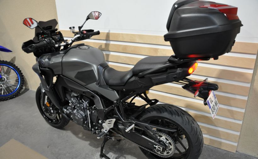 YAMAHA TRACER 9 15