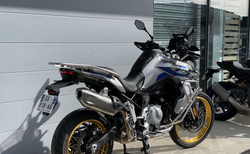 VOGE 900 DSX 2