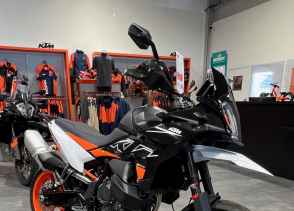 KTM 890 SMT - 2024