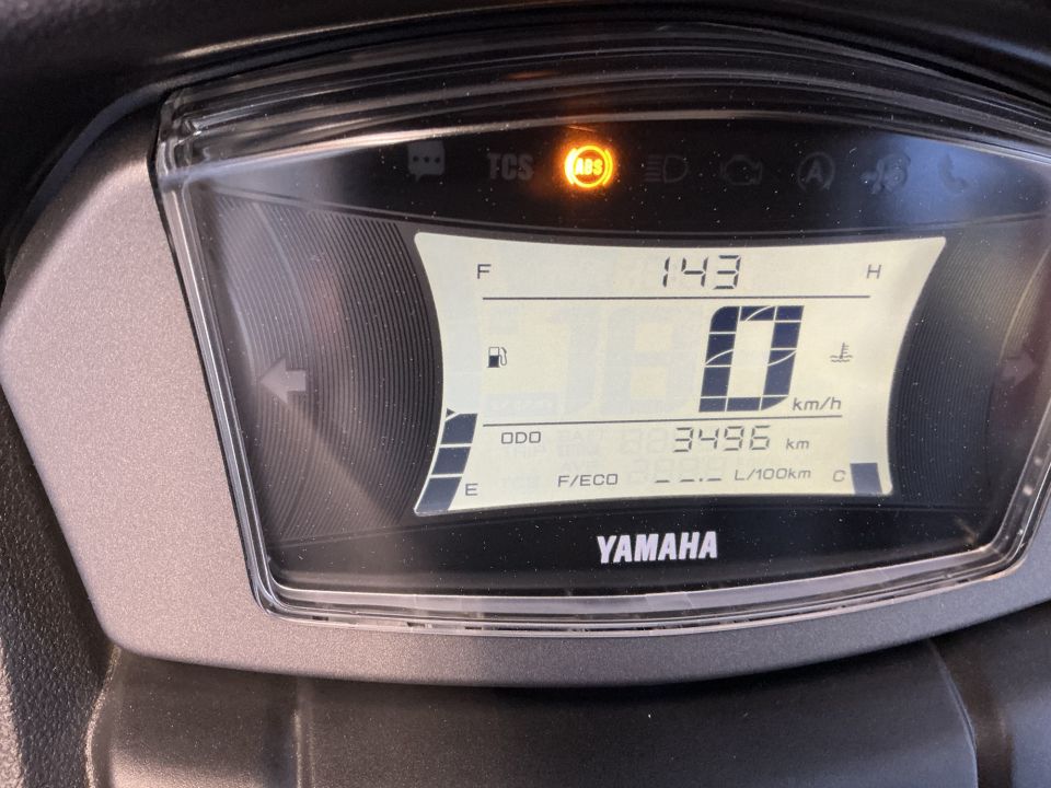 YAMAHA NMAX 125 3