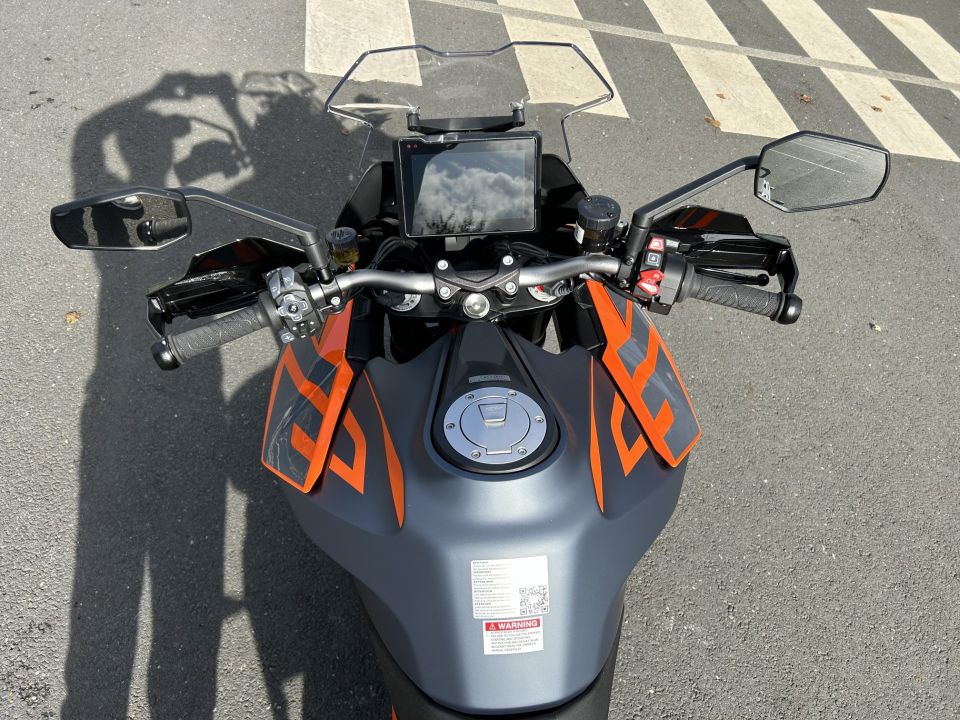 KTM 1290 SUPER DUKE GT 26