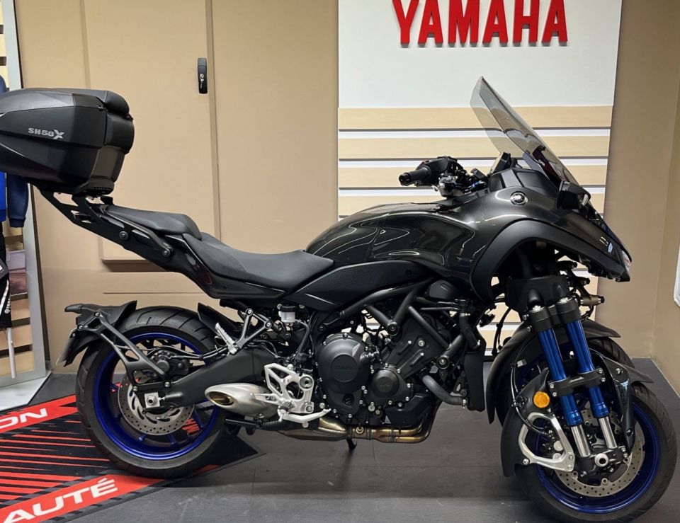 YAMAHA niken 850 0