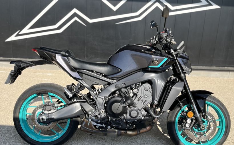 YAMAHA MT-09 0