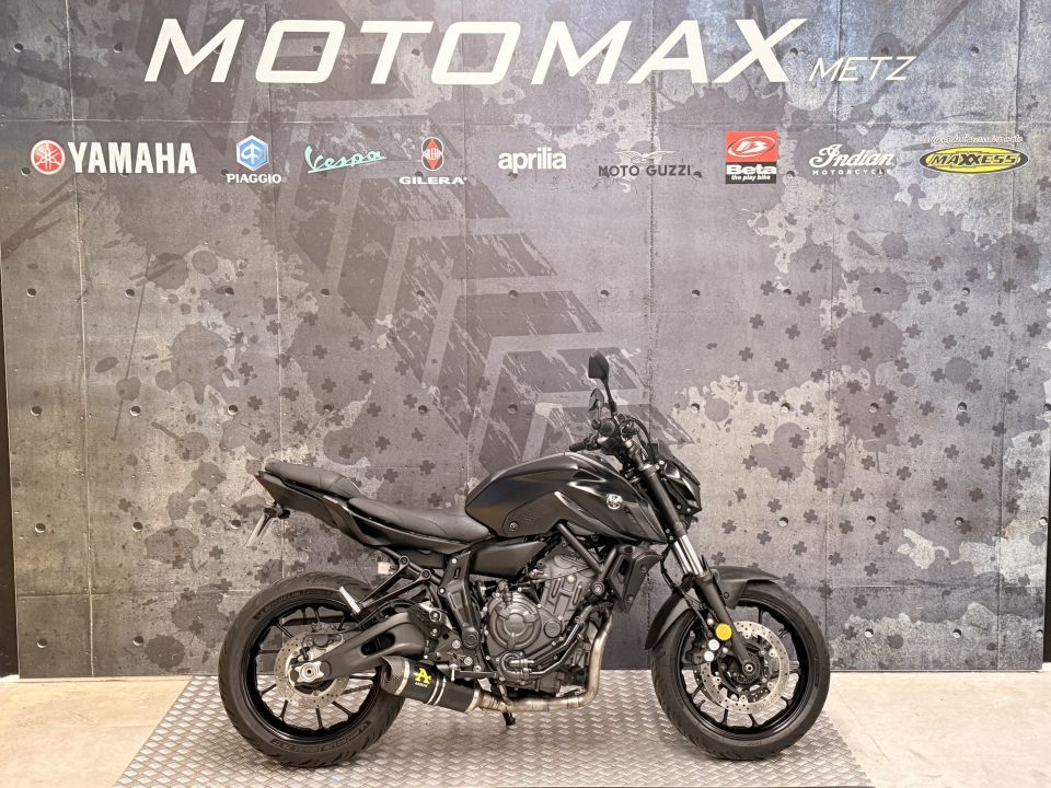 YAMAHA MT-07 0